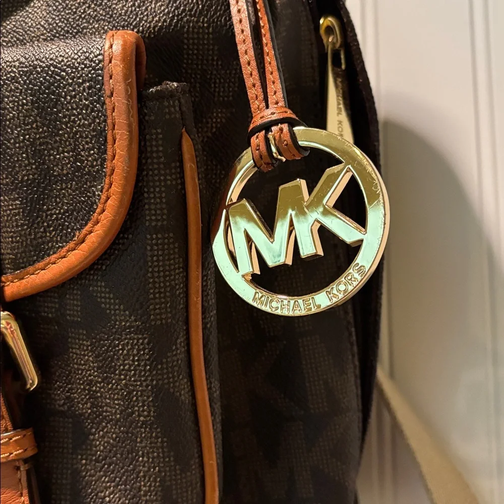Michael Kors Logo Print Back